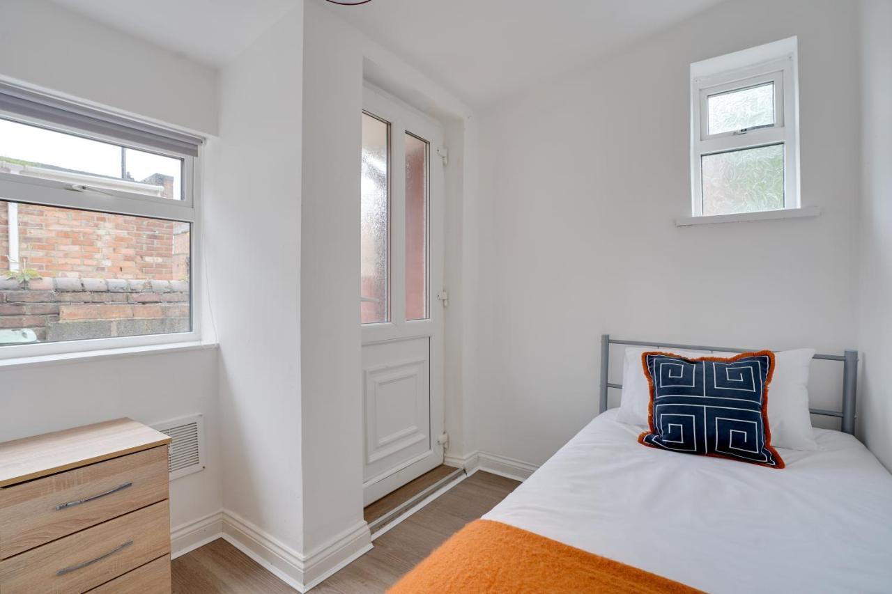 Modern And Spacious 3-Bedroom House - Free Parking, Fast Wi-Fi, Ideal For Up To 7 Guests Houghton-le-Spring Exterior foto